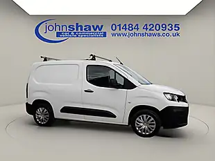 Used 2021 Peugeot Partner Professional Premium White - Interior and Exterior details 12