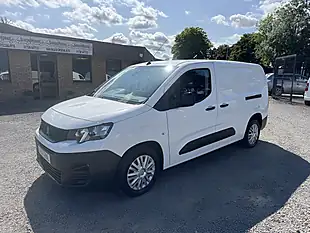 Used 2021 Peugeot Partner Professional Premium White - Interior and Exterior details 2