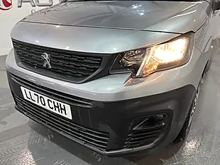 Used 2021 Peugeot Partner Professional Standard Grey - Interior and Exterior details 5