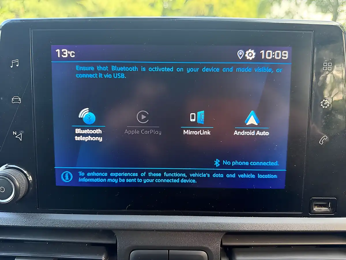 Used 2021 Peugeot Partner Professional Standard Grey - Interior and Exterior details 17