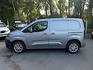 Used 2021 Peugeot Partner Professional Standard Grey - Interior and Exterior details 4