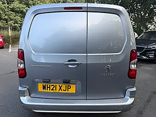 Used 2021 Peugeot Partner Professional Standard Grey - Interior and Exterior details 6