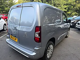 Used 2021 Peugeot Partner Professional Standard Grey - Interior and Exterior details 7