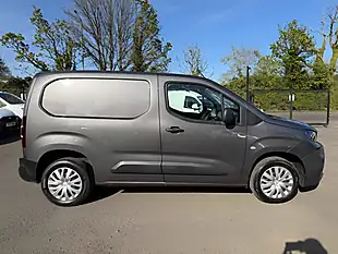Used 2021 Peugeot Partner Professional Standard Grey - Interior and Exterior details 12