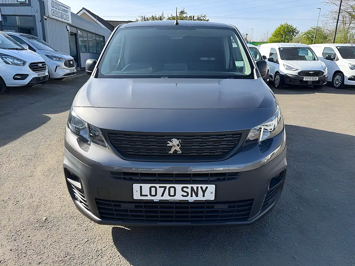 Used 2021 Peugeot Partner Professional Standard Grey - Interior and Exterior details 14