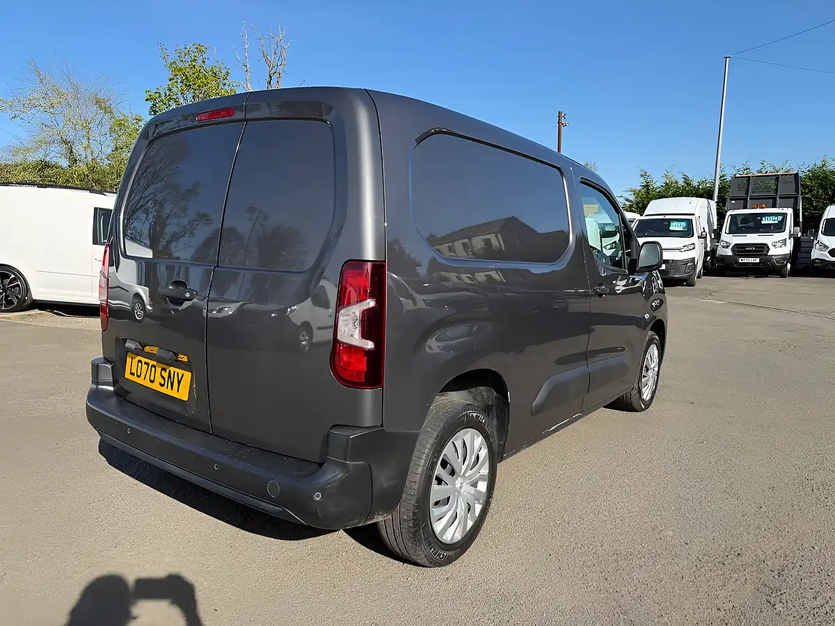Used 2021 Peugeot Partner Professional Standard Grey - Interior and Exterior details 2