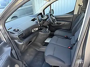Used 2021 Peugeot Partner Professional Standard Grey - Interior and Exterior details 5