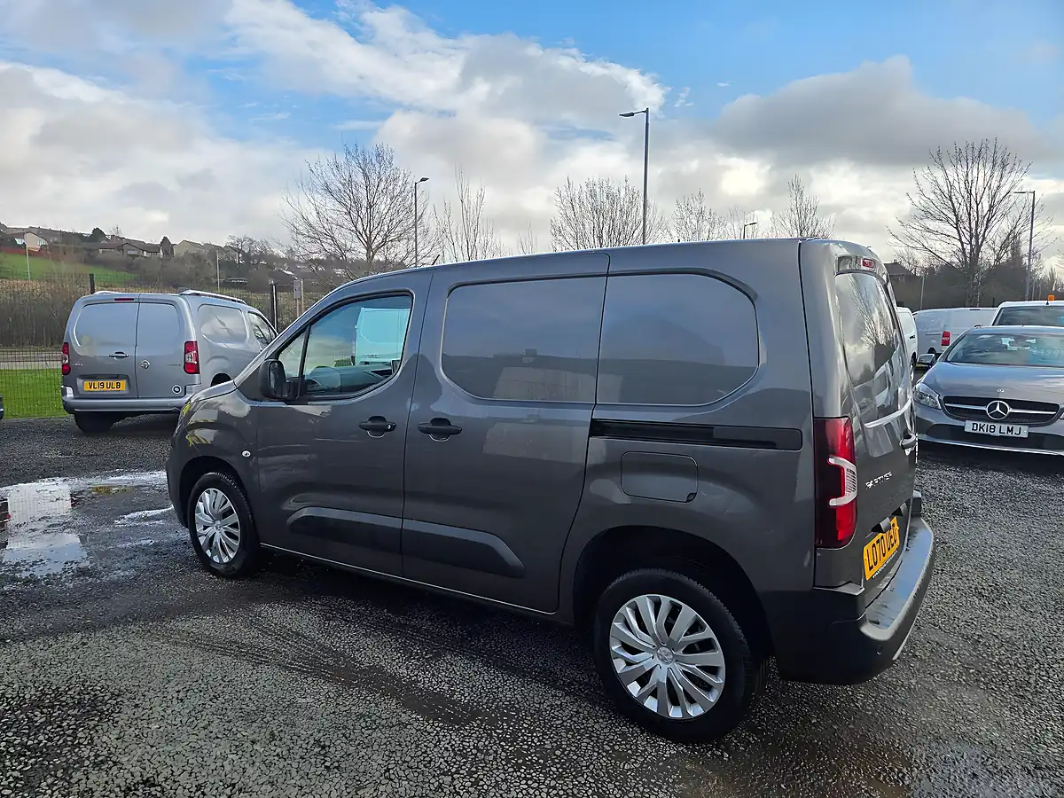 Used 2021 Peugeot Partner Professional Standard Panel Van Swb Grey - Interior and Exterior details 12