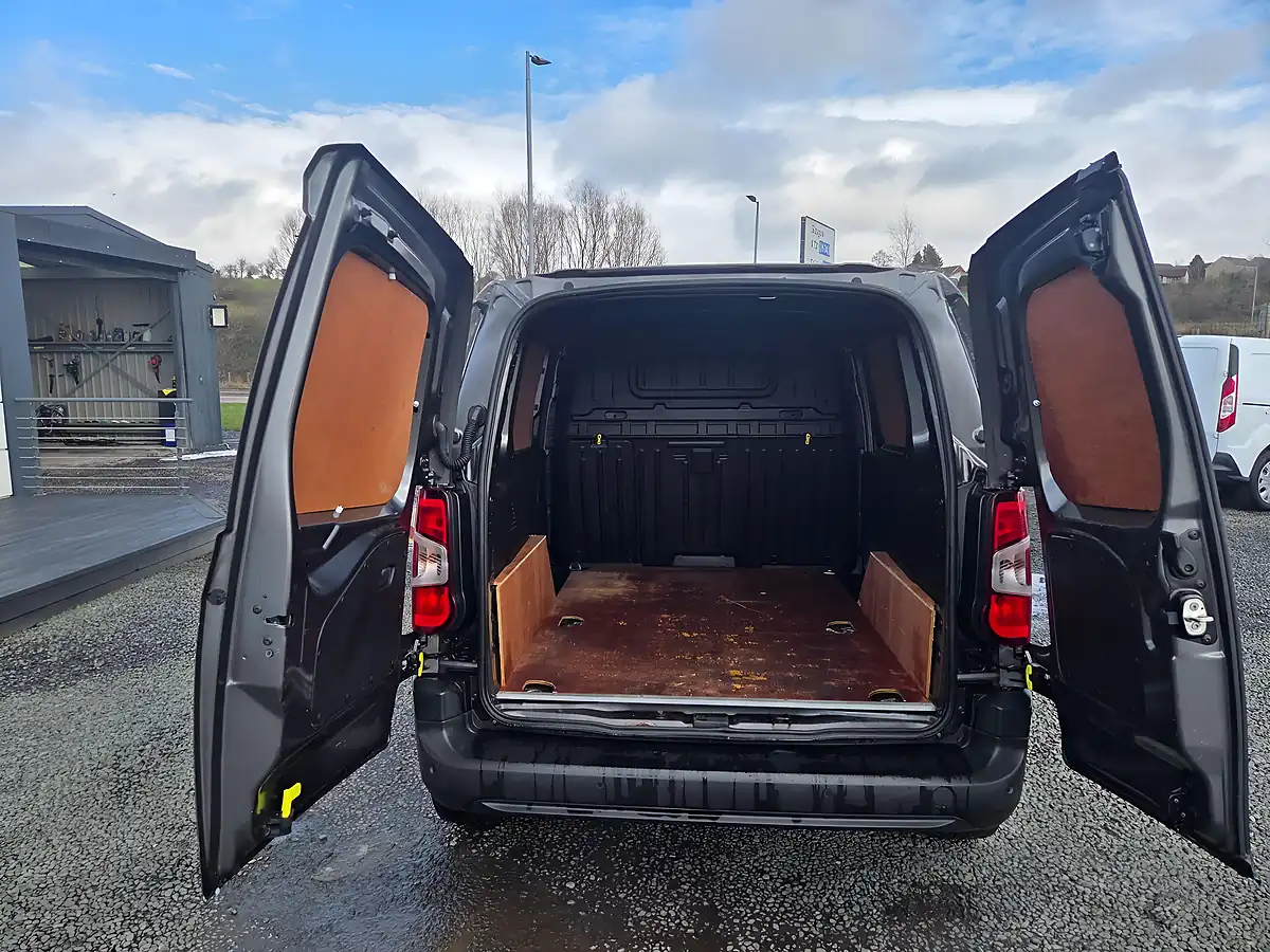 Used 2021 Peugeot Partner Professional Standard Panel Van Swb Grey - Interior and Exterior details 17
