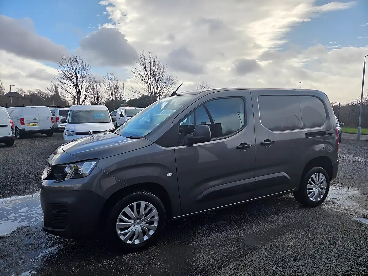 Used 2021 Peugeot Partner Professional Standard Panel Van Swb Grey - Interior and Exterior details 7