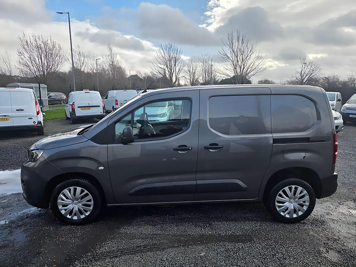 Used 2021 Peugeot Partner Professional Standard Panel Van Swb Grey - Interior and Exterior details 8