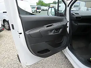 Used 2021 Peugeot Partner Professional Standard White - Interior and Exterior details 13