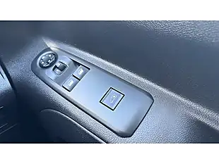 Used 2021 Peugeot Partner Professional Standard White - Interior and Exterior details 15