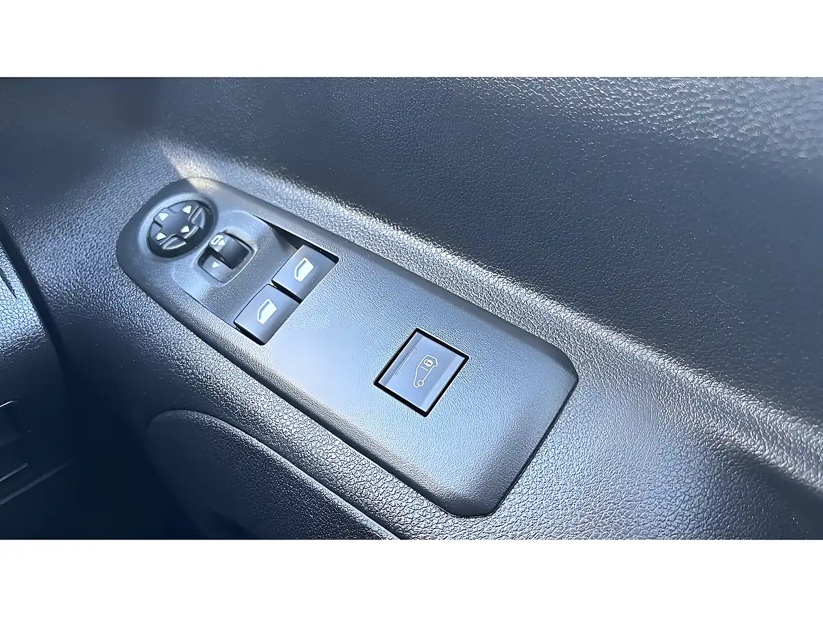 Used 2021 Peugeot Partner Professional Standard White - Interior and Exterior details 15