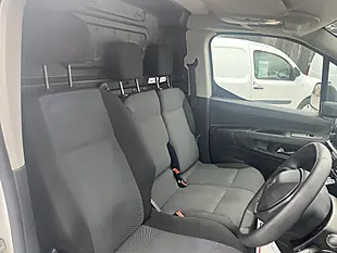 Used 2021 Peugeot Partner Professional White - Interior and Exterior details 15
