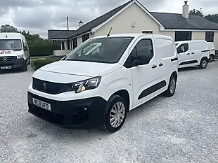 Used 2021 Peugeot Partner Professional White - Interior and Exterior details 4