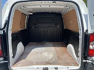 Used 2021 Peugeot Partner Professional White - Interior and Exterior details 18