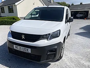 Used 2021 Peugeot Partner Professional White - Interior and Exterior details 5