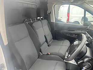 Used 2021 Peugeot Partner Professional White - Interior and Exterior details 13