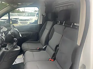 Used 2021 Peugeot Partner Professional White - Interior and Exterior details 15