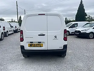 Used 2021 Peugeot Partner Professional White - Interior and Exterior details 7