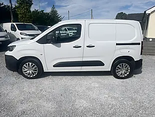Used 2021 Peugeot Partner Professional White - Interior and Exterior details 5