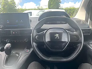 Used 2021 Peugeot Partner Professional White - Interior and Exterior details 11