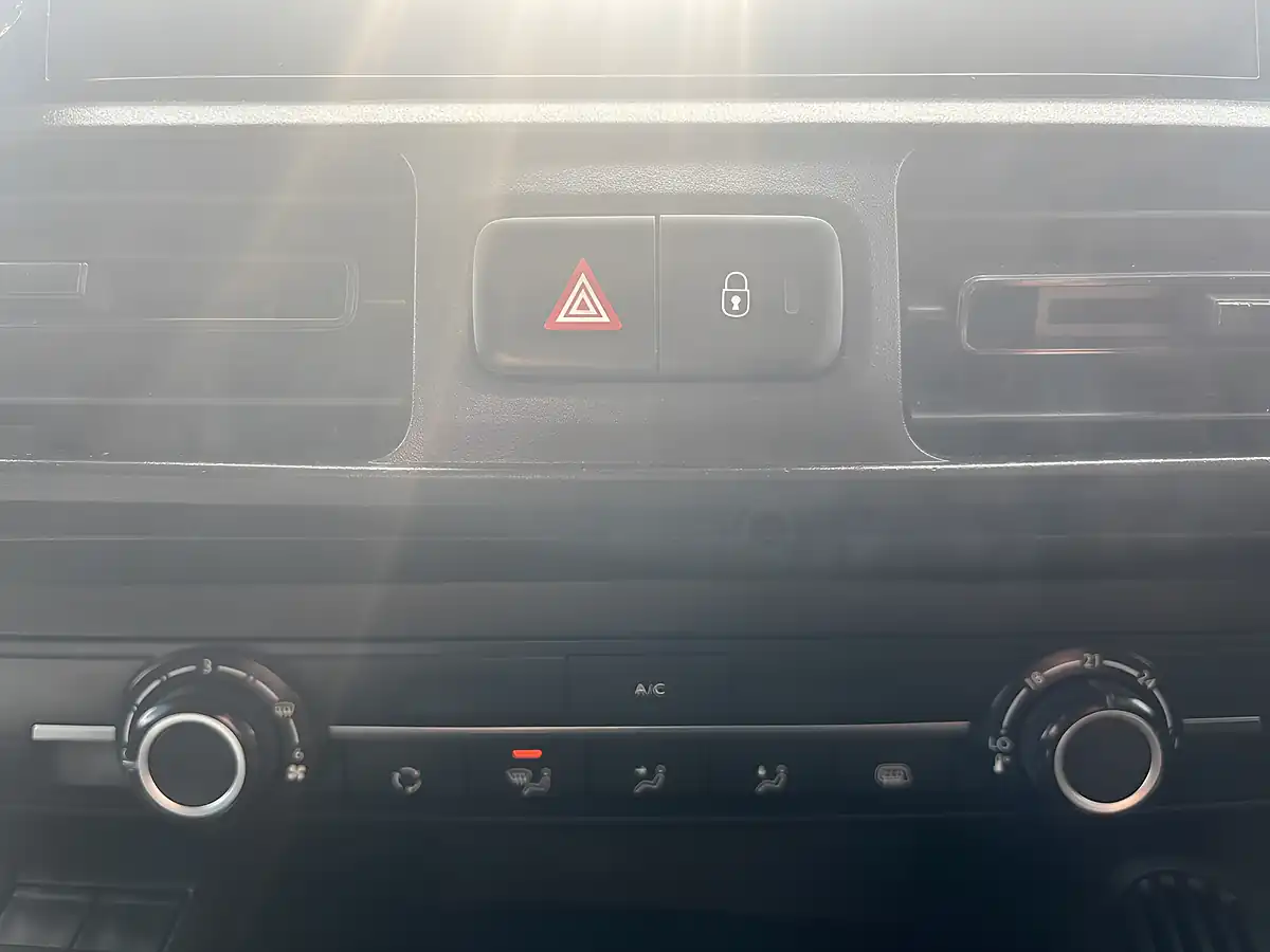 Used 2021 Peugeot Partner Professional White - Interior and Exterior details 13