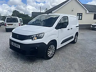 Used 2021 Peugeot Partner Professional White - Interior and Exterior details 4