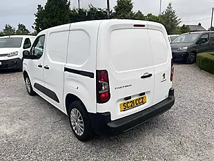 Used 2021 Peugeot Partner Professional White - Interior and Exterior details 10