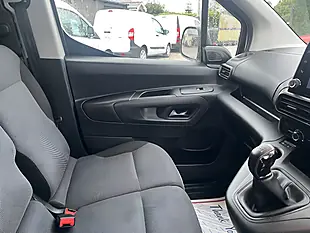 Used 2021 Peugeot Partner Professional White - Interior and Exterior details 18
