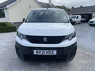Used 2021 Peugeot Partner Professional White - Interior and Exterior details 3