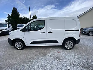 Used 2021 Peugeot Partner Professional White - Interior and Exterior details 6