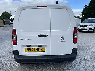 Used 2021 Peugeot Partner Professional White - Interior and Exterior details 9