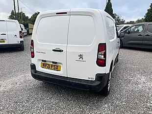 Used 2021 Peugeot Partner Professional White - Interior and Exterior details 12
