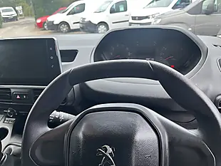 Used 2021 Peugeot Partner Professional White - Interior and Exterior details 14