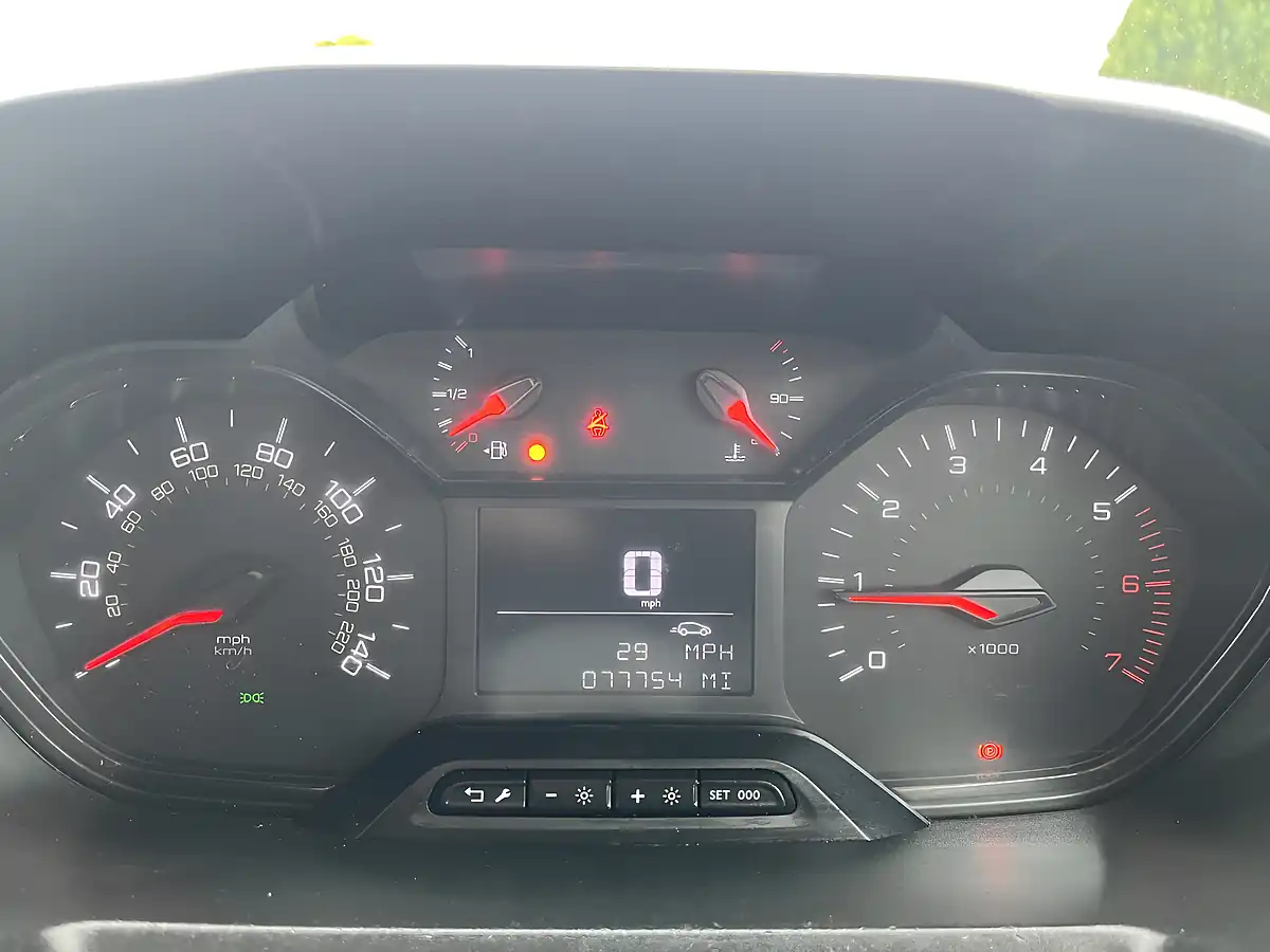Used 2021 Peugeot Partner Professional White - Interior and Exterior details 10