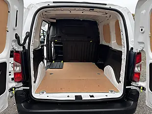 Used 2021 Peugeot Partner Professional White - Interior and Exterior details 16