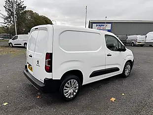Used 2021 Peugeot Partner Professional White - Interior and Exterior details 5