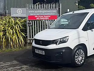 Used 2021 Peugeot Partner Professional White - Interior and Exterior details 8