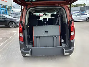Used 2021 Peugeot Rifter Allure Bronze - Interior and Exterior details 17