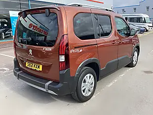 Used 2021 Peugeot Rifter Allure Bronze - Interior and Exterior details 4