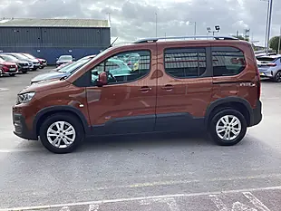 Used 2021 Peugeot Rifter Allure Bronze - Interior and Exterior details 9