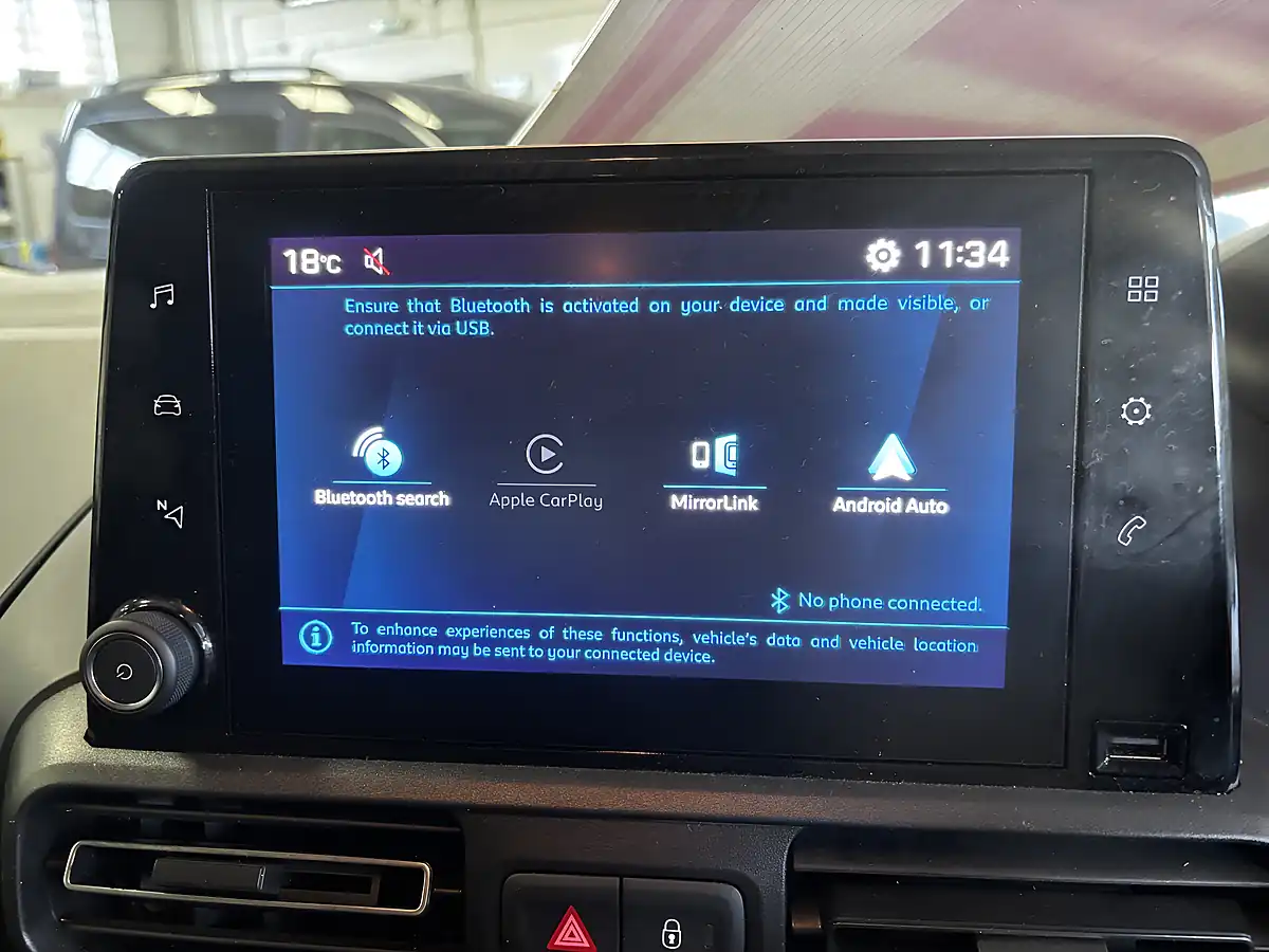 Used 2021 Peugeot Rifter Allure Grey - Interior and Exterior details 12