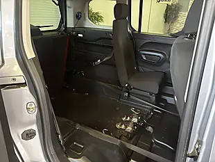 Used 2021 Peugeot Rifter Allure Grey - Interior and Exterior details 17