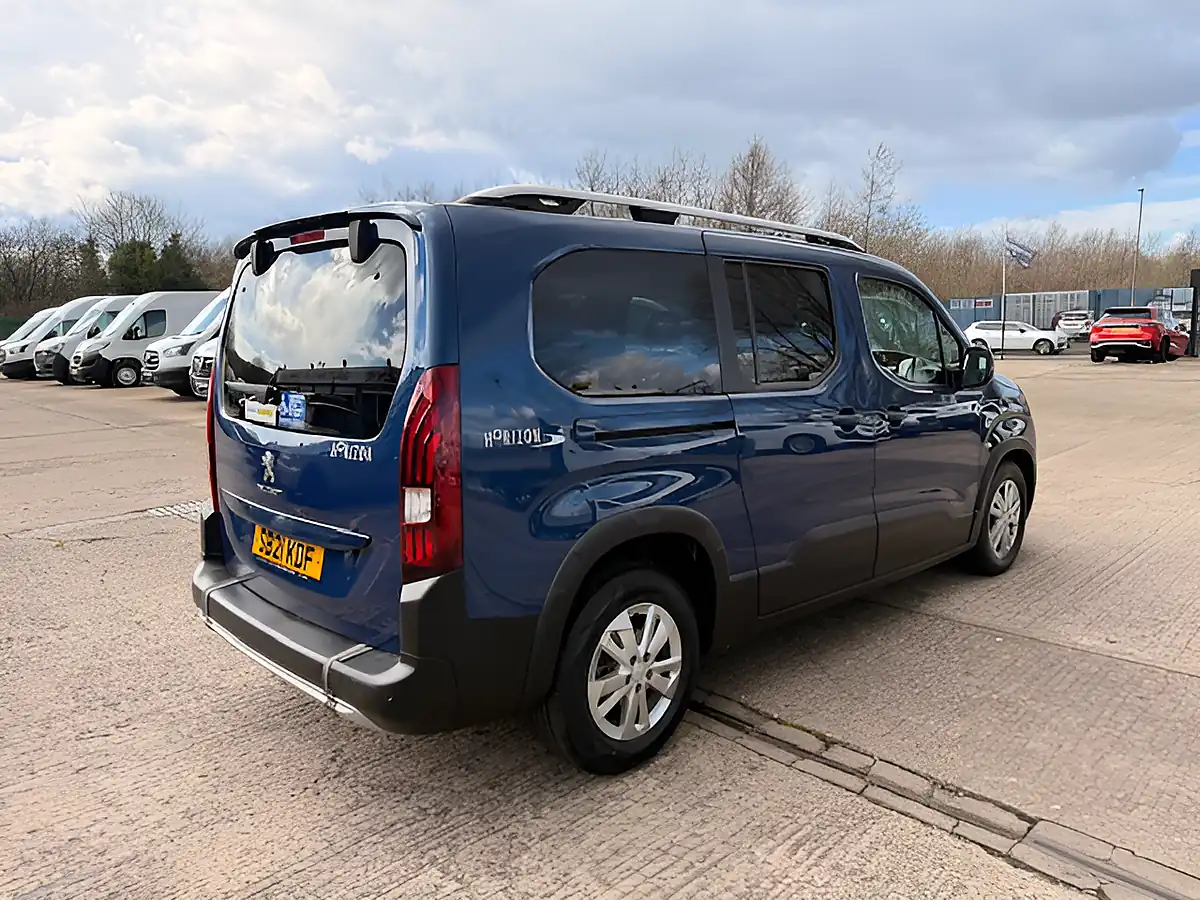 Used 2021 Peugeot Rifter Allure Horizon L2 Lwb Blue - Interior and Exterior details 3