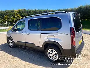 Used 2021 Peugeot Rifter Allure Horizon RS Grey - Interior and Exterior details 4