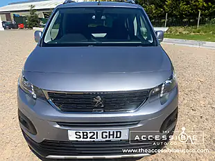 Used 2021 Peugeot Rifter Allure Horizon RS Grey - Interior and Exterior details 6