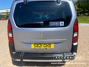 Used 2021 Peugeot Rifter Allure Horizon RS Grey - Interior and Exterior details 9