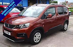 Used 2021 Peugeot Rifter Allure Premium Bronze - Interior and Exterior details 4